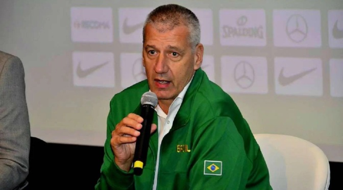 Aleksandar Petrovic assume novamente a Seleção Brasileira